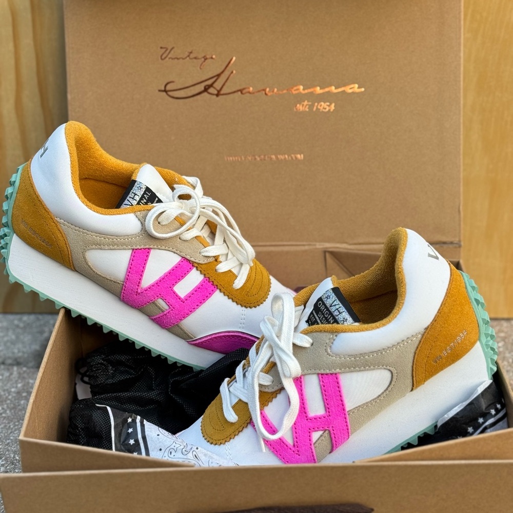 Vintage Havana Women's Pink, Tan, Blue and White Sneakers